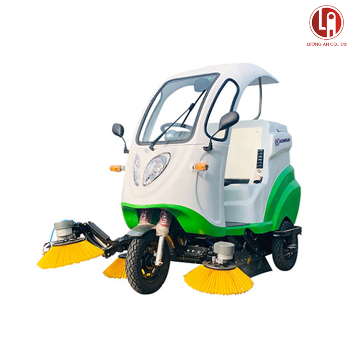 Xe quét đường ngồi lái Kumisai KMS 120A